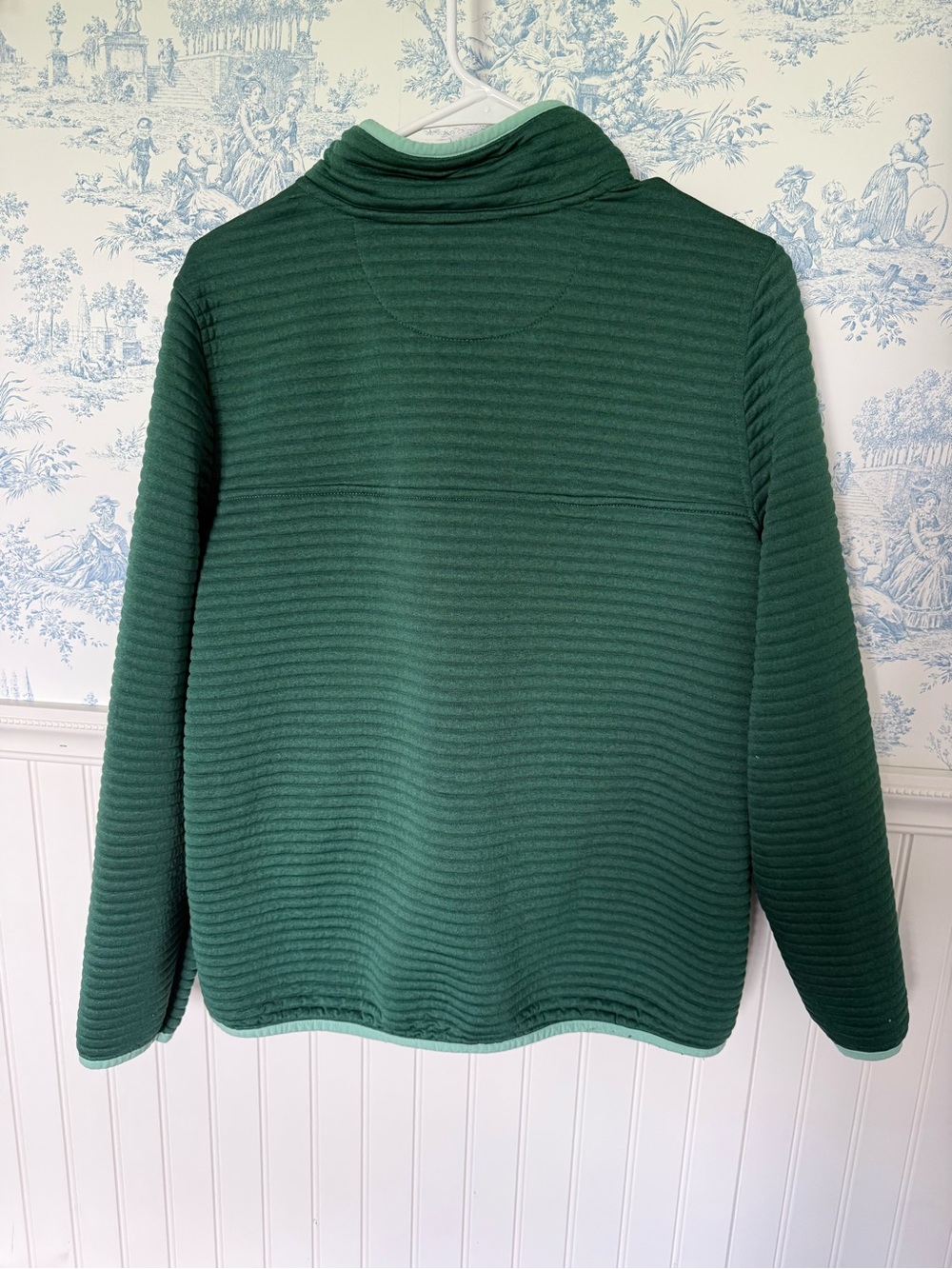 L.L. Bean Dark Green Quilted Pullover with Mint Trim - Picture 4 of 4